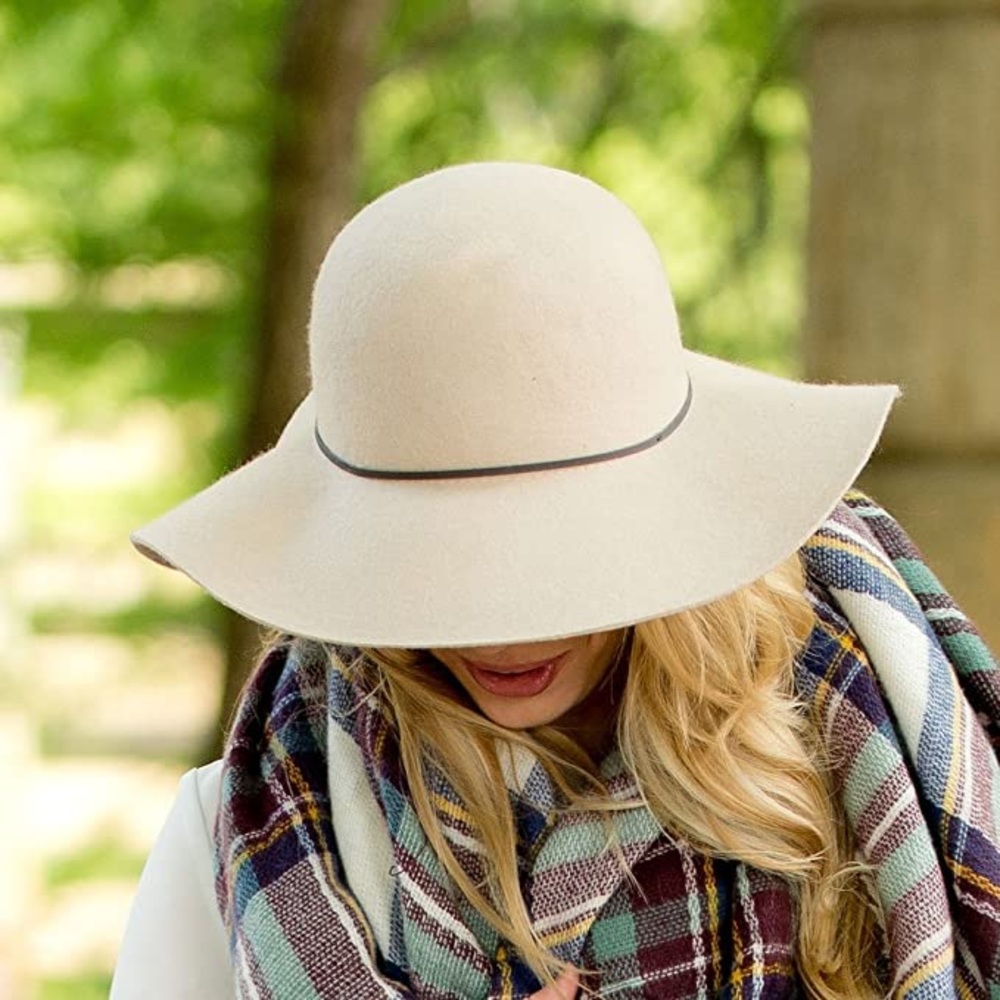 MULTIPLE Viv & Lou 100% Wool Floppy Hat in Natural with Vegan Leather Accent NWT